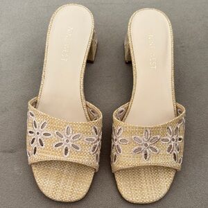 Nine West Block Hill Open Toe Sandals Tan Floral Mules Size 7